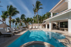 Mansion Villa in Soliman Bay for 34 guests!